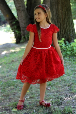 Официална детска рокля Адреана от дантела в червено 