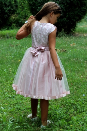 Официална детска рокля в пепел от рози с дантела