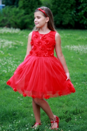 Официална детска рокля в червено с 3D рози с памучно болеро
