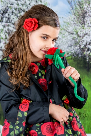 Комплект от шлифер с рокля в от неопрен в черно с червени рози