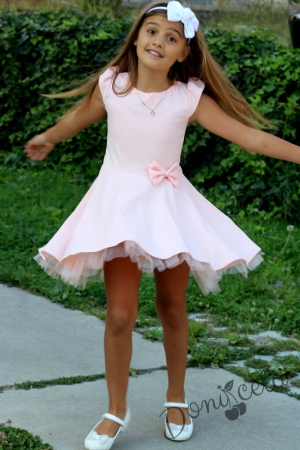 Детска рокля в розово от неопрен с пеперудки
