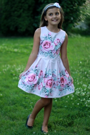 Официална детска рокля на рози от неопрен в розово