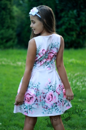 Официална детска рокля на рози от неопрен в розово