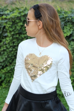 Children's blouse in white with golden heart