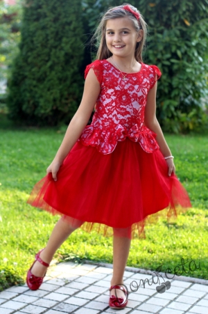 Official children's dress in red with lace and tulle