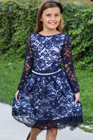 Официална детска рокля с дълъг ръкав в дантела в тъмносиньо 