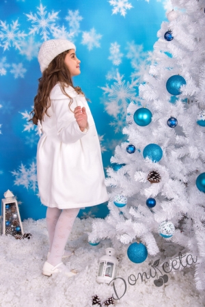 Детско палто за момиче в бяло с дантела 