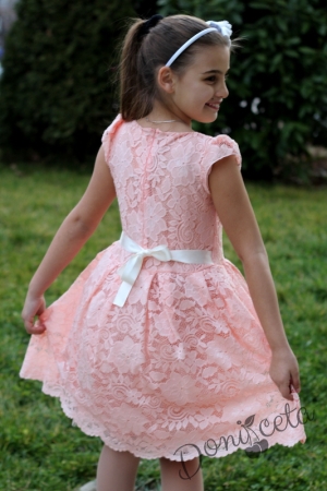 Официална детска дантелена рокля в бледо розово с болеро