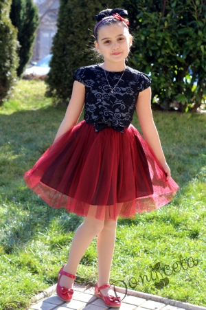 Официална детска рокля с дантела в черно и тюл в червено