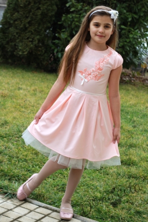 Детска рокля в прасквоено от неопрен с цветя