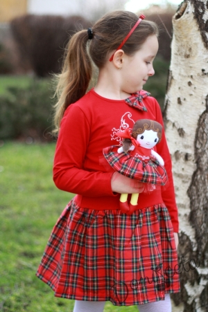 Детска рокля с каре