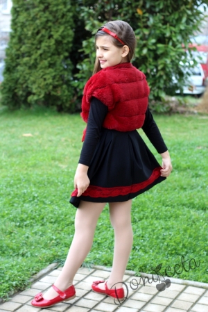 Детска пола в черно с дантела и панделка в червено