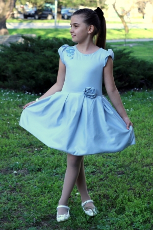 Официална детска рокля в синьо