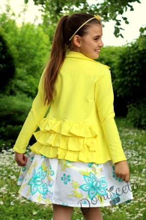 Детско сако за момиче в жълто с къдрички отзад