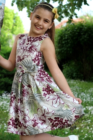 Детска рокля на цветя от лен 
