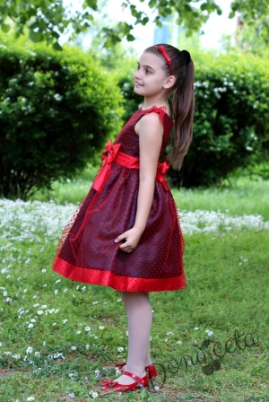 Официална детска рокля в черно на червени точки