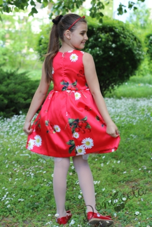 Детска рокля  без ръкав в червено с черешки 