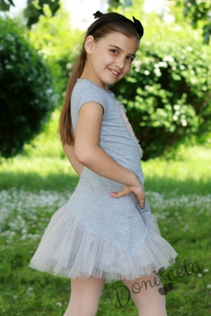 Лятна детска рокля в сиво със сърце