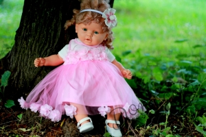 Официална детска рокля в розово с рочизички