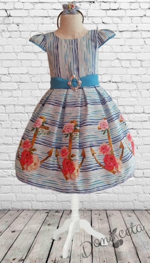 Официална детска рокля в синьо на цветя