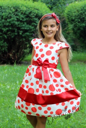 Официална детска рокля в в бяло на червени точки