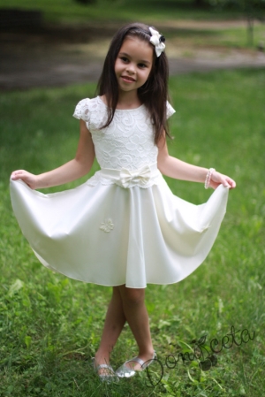 Официална детска рокля с къс ръкав от дантела и сатен в екрю