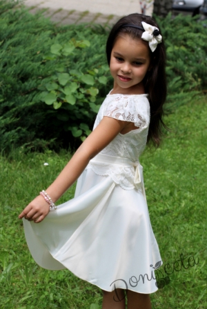 Официална детска рокля с къс ръкав от дантела и сатен в екрю