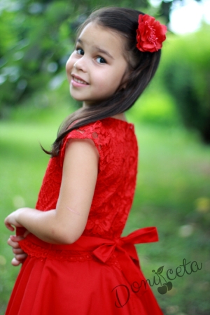 Официална детска рокля в червена дантела