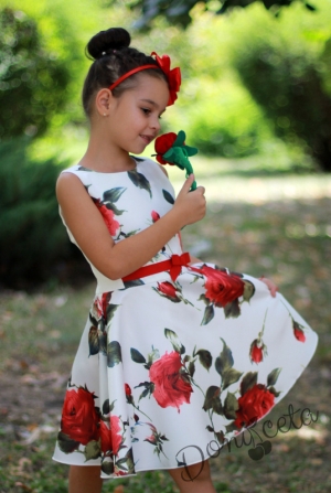 Официална детска рокля с рози в червено