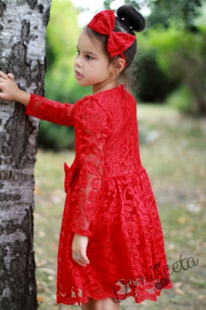 Официална детска рокля с дълъг ръкав в дантела в червено