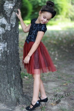 Детска официална рокля с дантела в черно и тюл в бордо