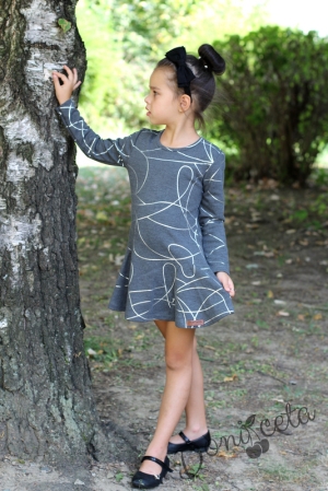 Детска рокля с дълъг ръкав в сиво със сребристи елементи