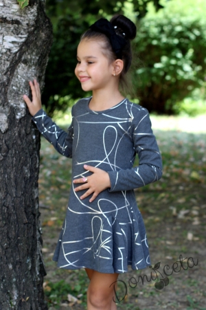 Детска рокля с дълъг ръкав в сиво със сребристи елементи