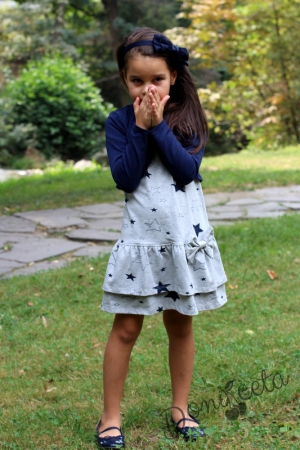 Лятна детска рокля с къс ръкав в сиво на звездички 