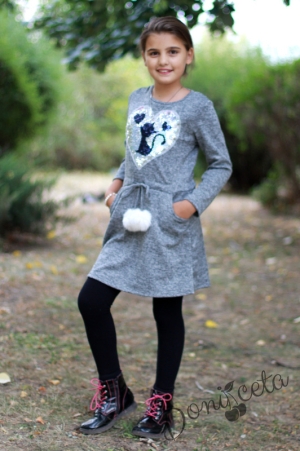 Детска рокля от плетиво в сиво с пайети  с променящ се цвят