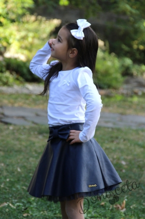 Детска кожена пола  в тъмносиньо за момиче с панделка отпред