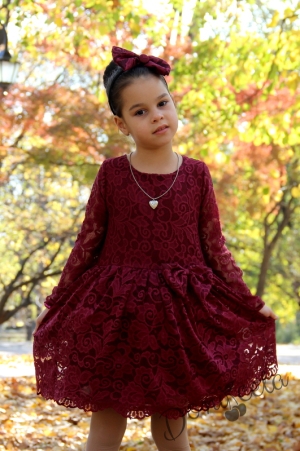 Комплект от официална детска рокля от дантела с дълъг ръкав и палто