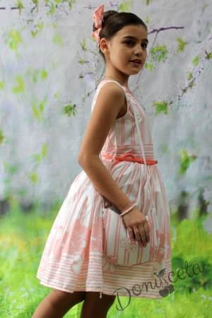 Детска рокля на цветя с чантичка