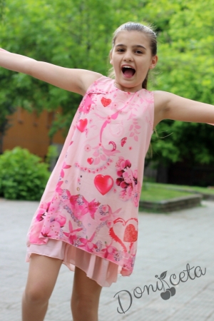 Лятна детска рокля в розово с цветя
