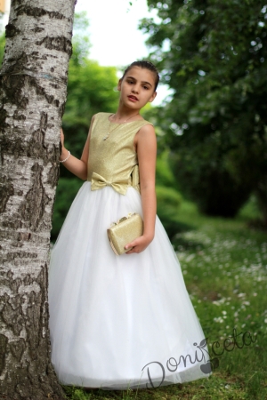 Официална дълга детска рокля в бяло и златисто с обръч