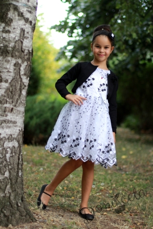 Официална детска рокля от дантела в бяло и черно на цветя с болеро