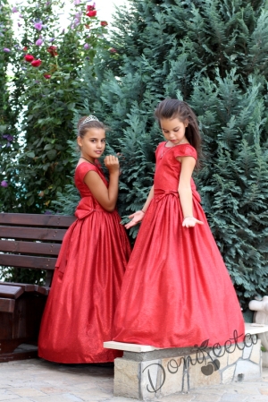 Официална дълга детска рокля в червено с блясък и с обръч