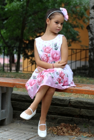 Официална или ежедневна детска рокля на цветя в розово на цветя Магдалена