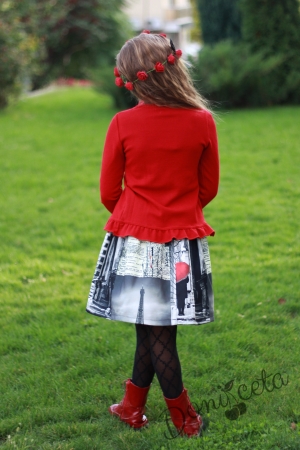 Комплект от детска жилетка в червено с къдрички от плетиво и пола с мотиви на Париж