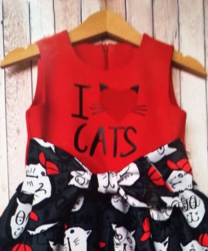 Детска бебешка/рокля с къс ръкав с надпис обичам котки