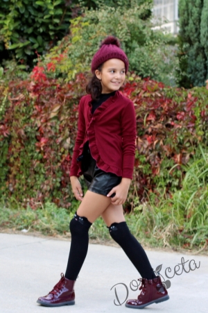 Детска жилетка в бордо с къдрички за момиче