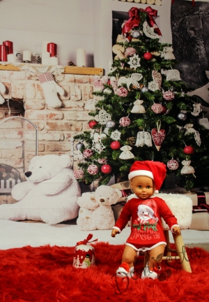 Коледно бебешко боди с дълъг ръкав в червено с надпис "Моята първа Коледа"