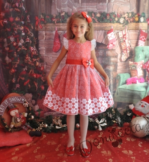 Официална детска рокля в червено с цветя от дантела