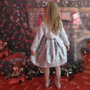 Официална детска рокля в сребристо с тюл и болеро
