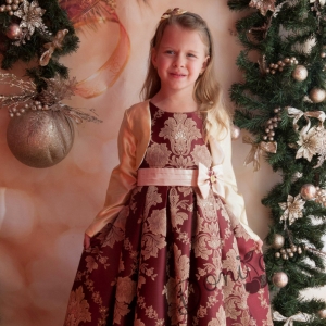 Официална детска рокля в бордо със златисти нишки с болеро
